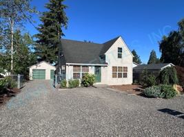 featured image of 343 Nw Zobrist St