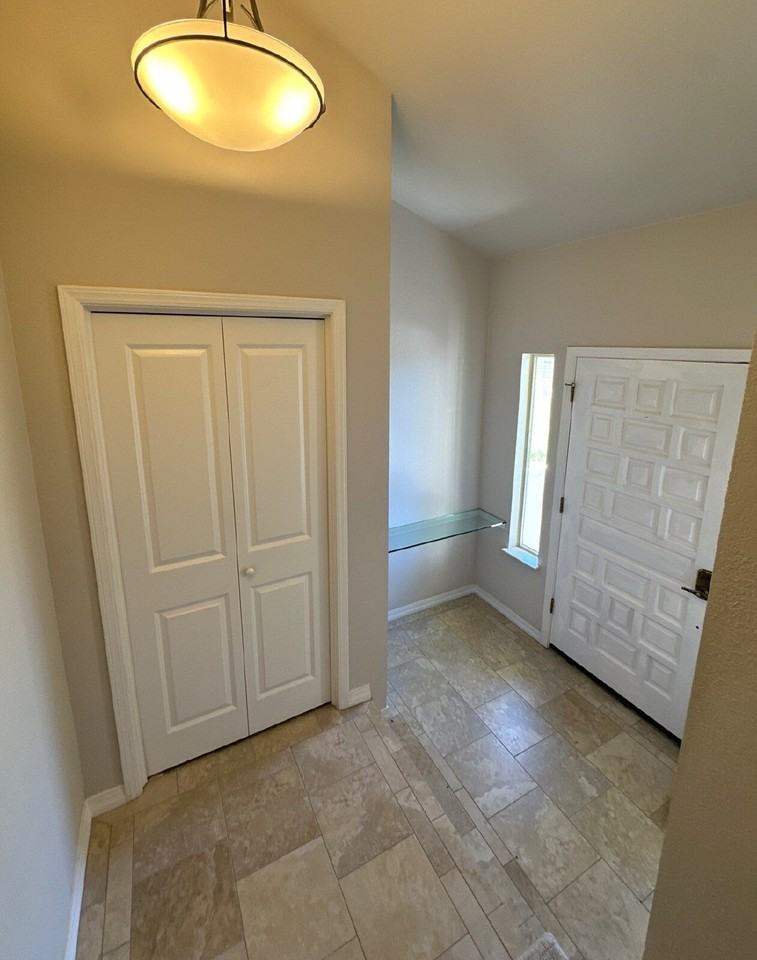 2100 Costa Del Sol - Photo 2 of 26