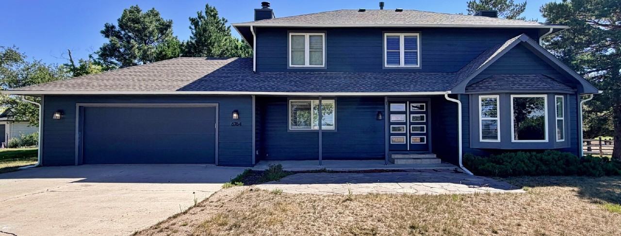 6764 Hillridge Pl - Photo 3 of 43