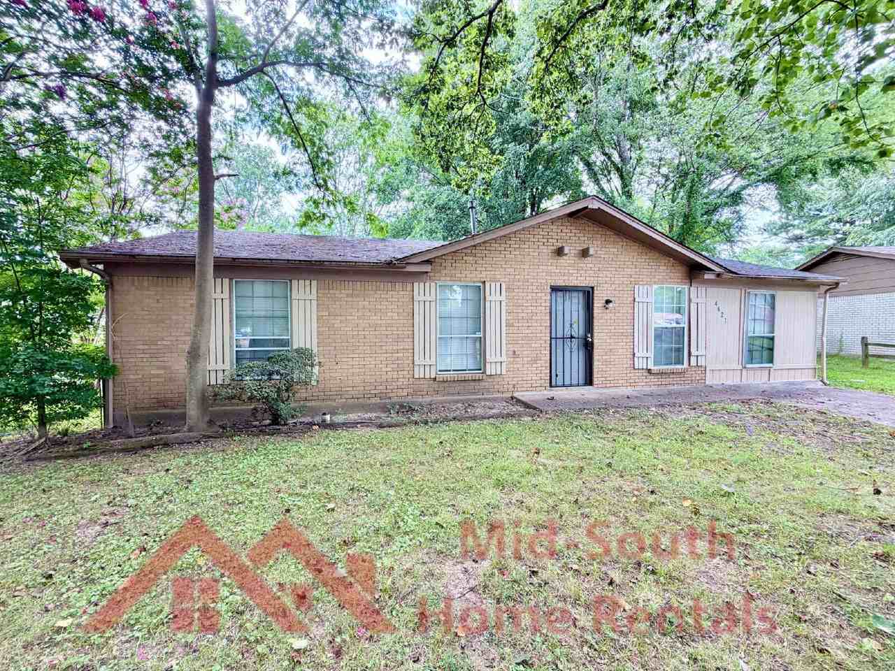 4627 Crystal Springs Dr - Photo 2 of 26