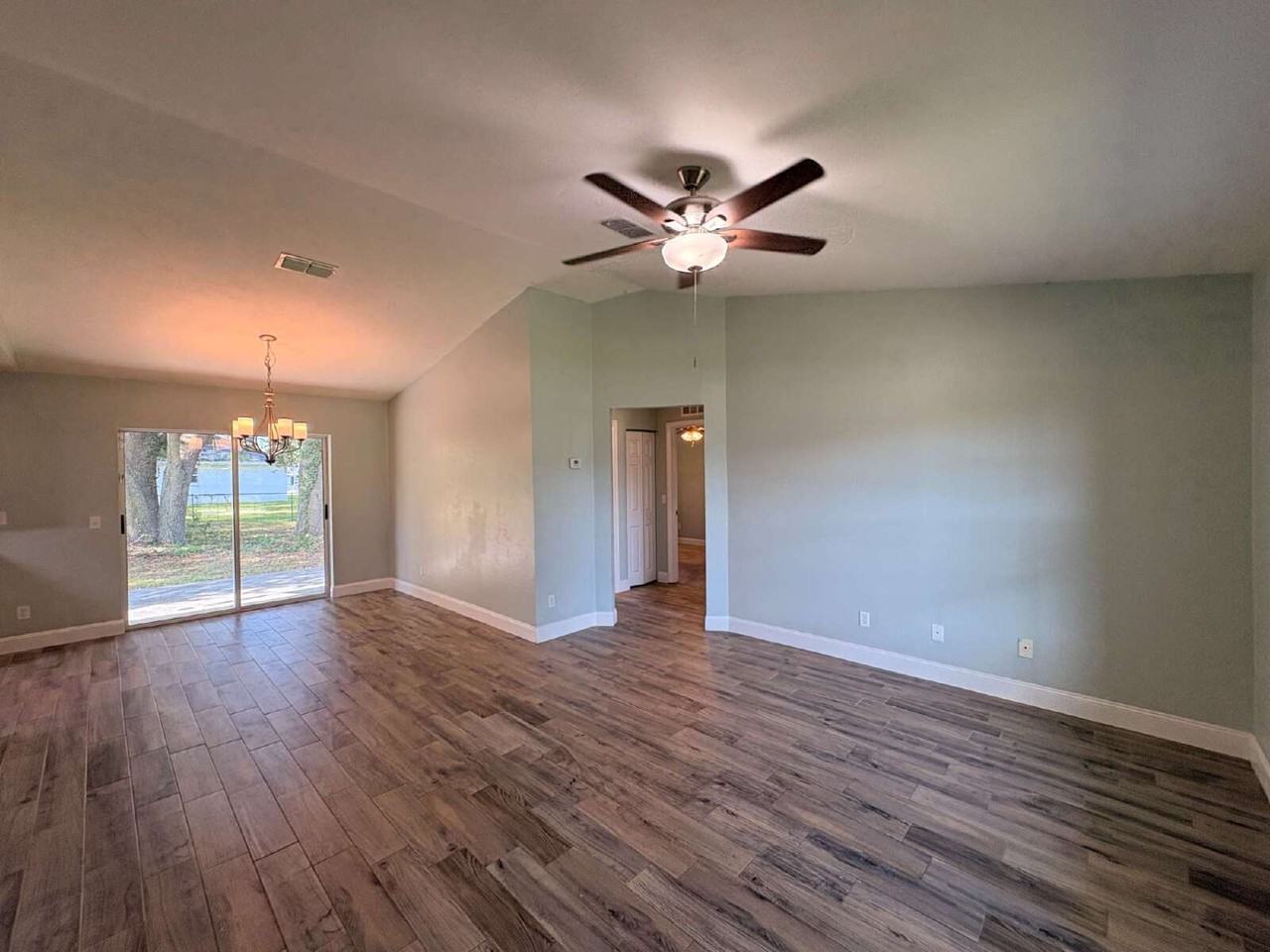 644 Nw 66th Pl - Photo 6 of 29