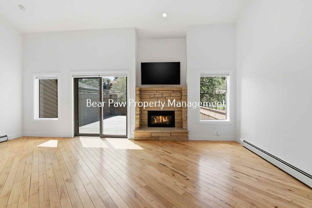 30553 Sun Creek Dr - Photo 7 of 40