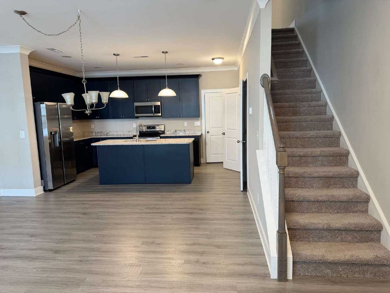 1752 Eastfall St - Photo 2 of 32