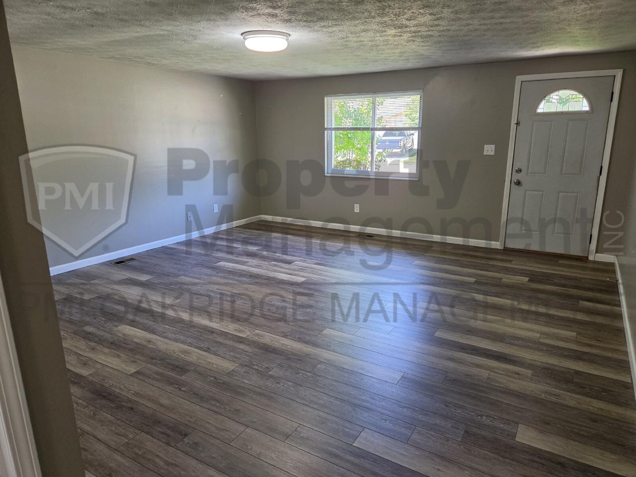 1256 Heritage Dr - Photo 4 of 22