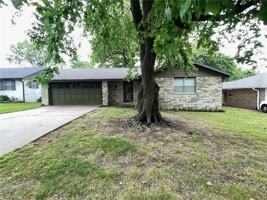 featured image of 4003 Holt Ave