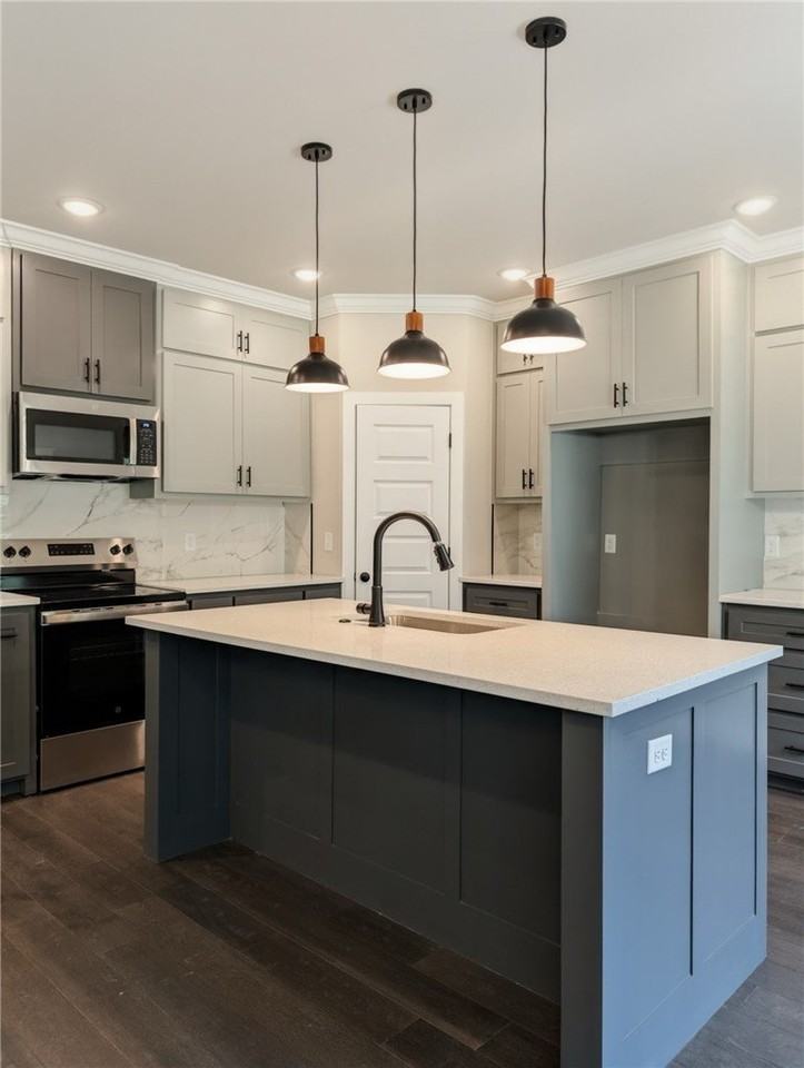 4 Mchugh Ln - Photo 7 of 33