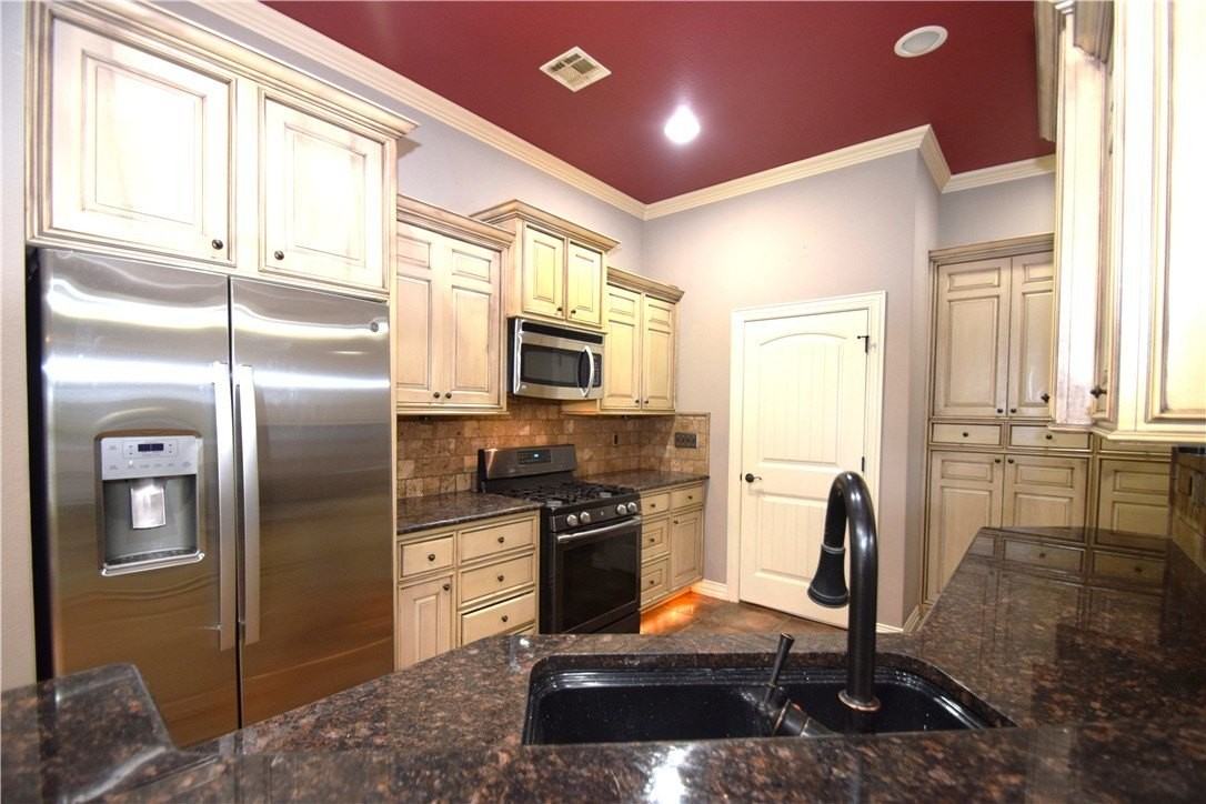 3000 Sw Pine Valley Rd - Photo 4 of 21