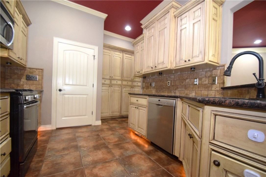3000 Sw Pine Valley Rd - Photo 6 of 21