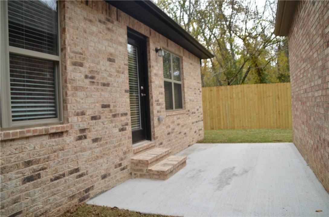 1710 Sw Riverstone Rd - Photo 4 of 30