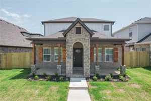 featured image of 602 N Salem Rd