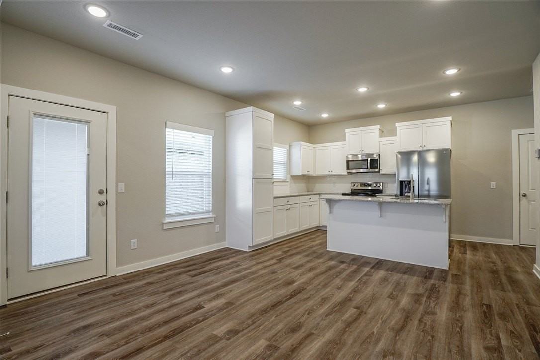602 N Salem Rd - Photo 4 of 23