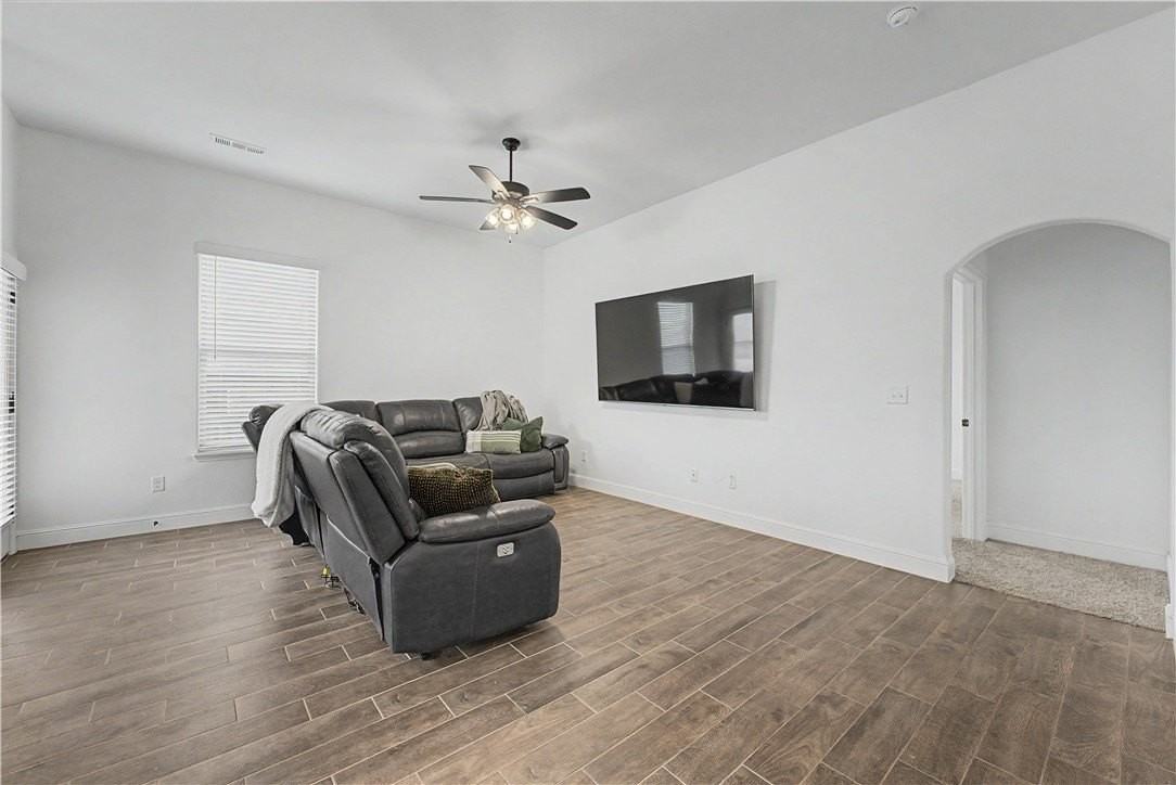 2040 Periwinkle Pl - Photo 2 of 22
