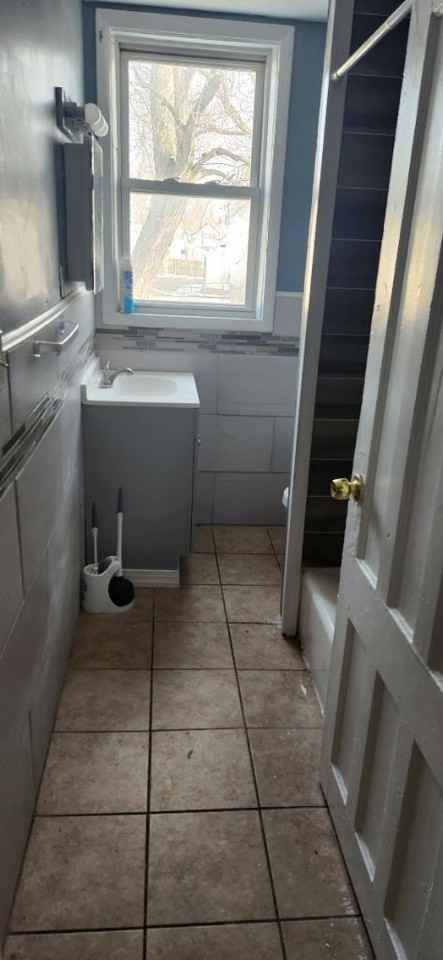 1209 Congress St #6th - Photo 2 of 8