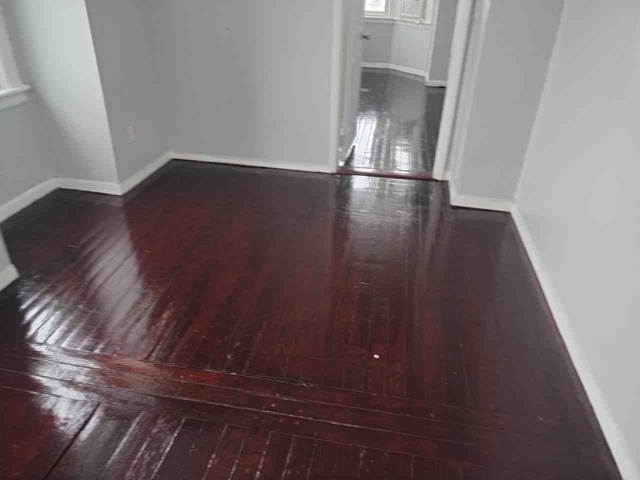 1209 Congress St #6th - Photo 7 of 8