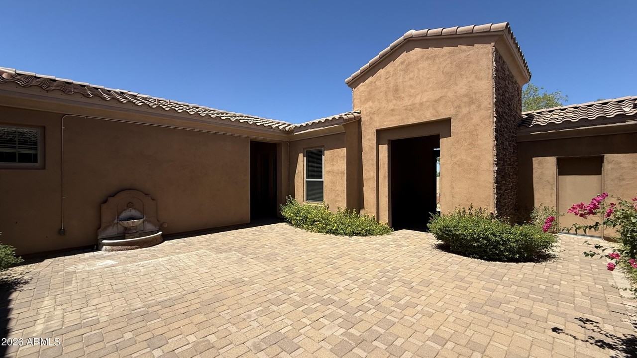 36435 N Porta Nuova Rd - Photo 5 of 35