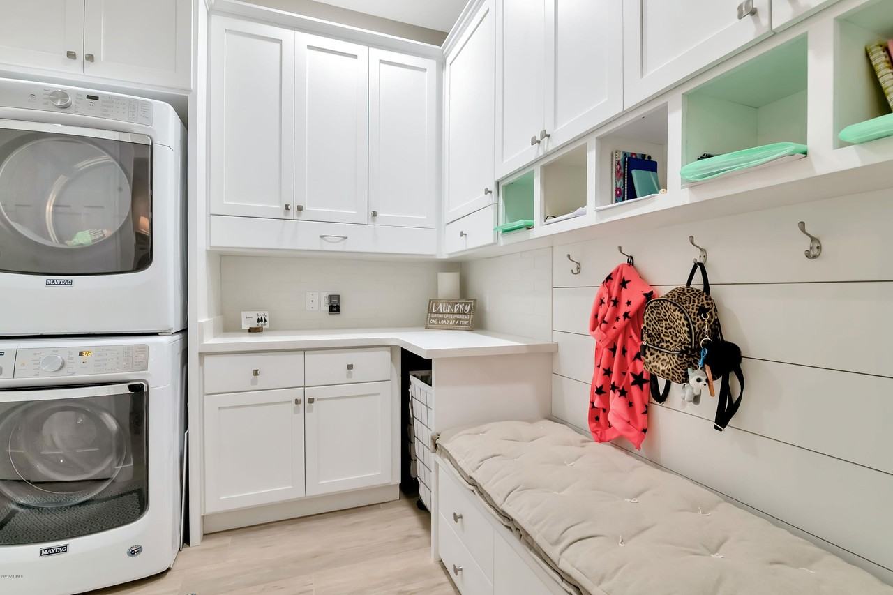 10226 E Laguna Azul Ave - Photo 6 of 42