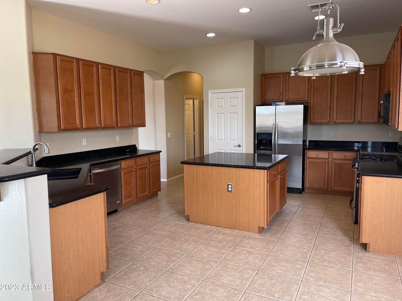 2619 E Hazeltine Way - Photo 5 of 16