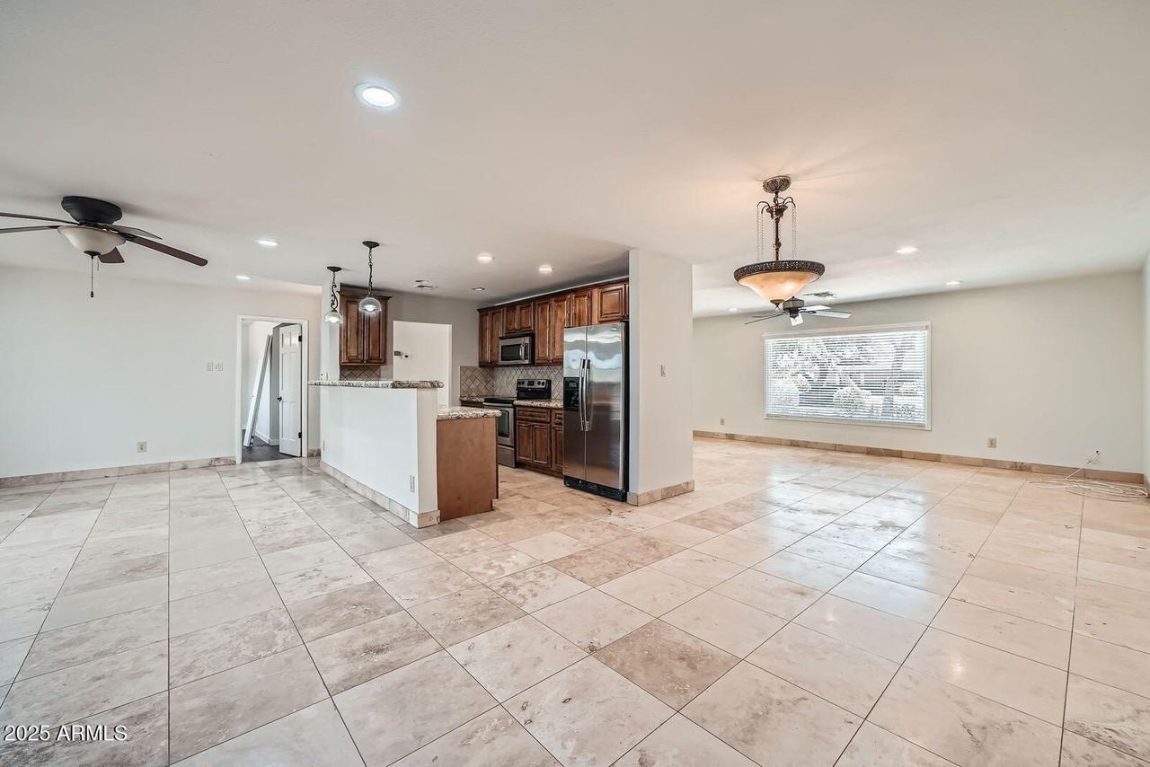 6220 E Gold Dust Ave - Photo 7 of 26