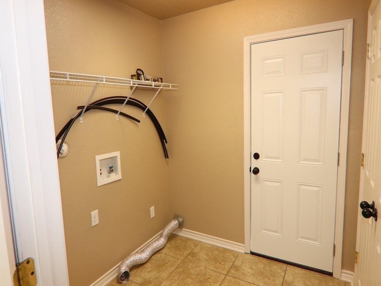 826 S Village Creek Pkwy - Photo 6 of 14