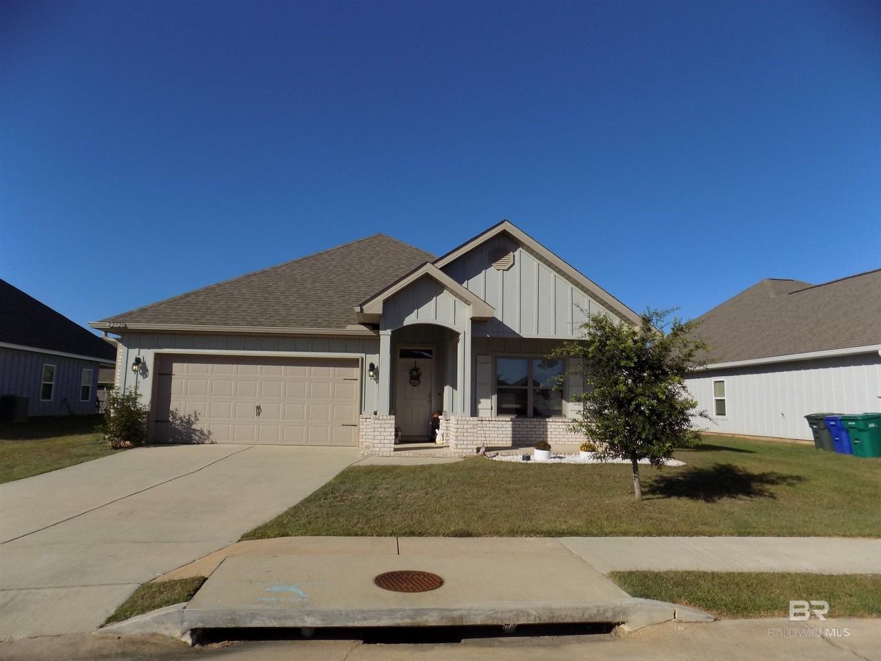 22928 Lieutenant Ave - Photo 2 of 28