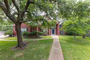 featured image of 4601 Valley Brook Cir