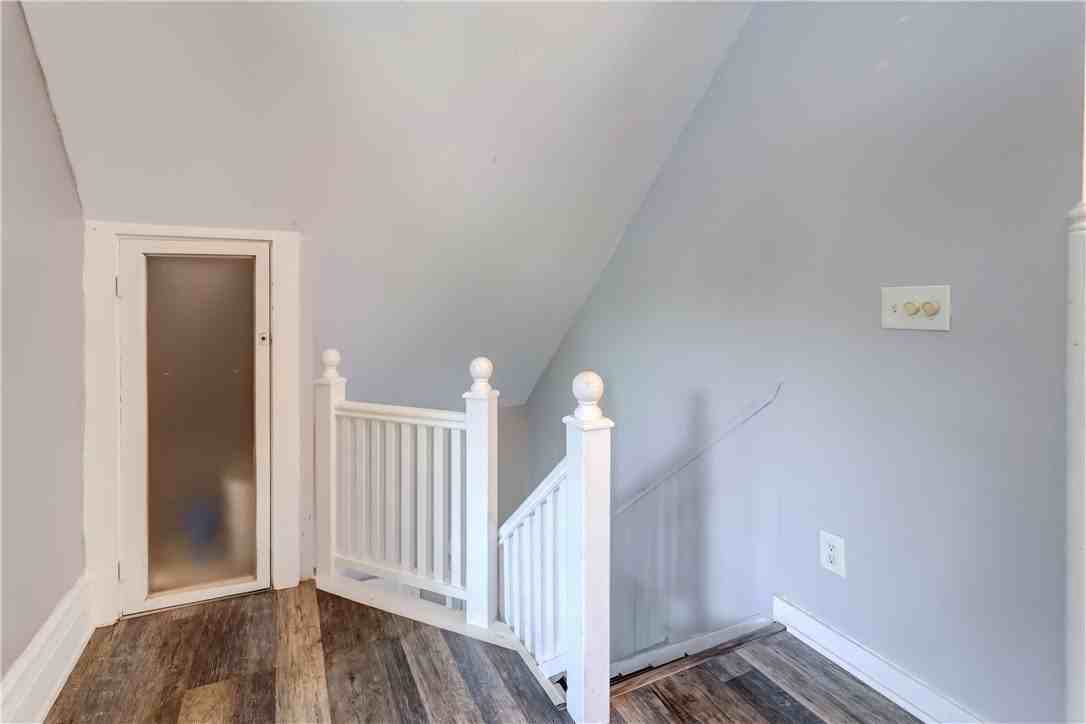 161 Hamilton St #1 - Photo 4 of 18