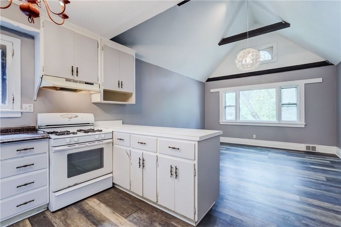 161 Hamilton St #1 - Photo 5 of 18