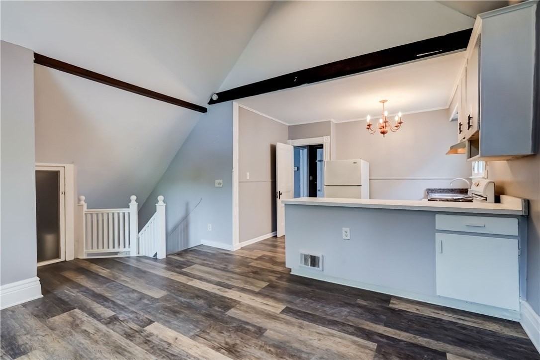 161 Hamilton St #1 - Photo 7 of 18