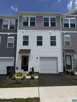 featured image of 37 Laurin St