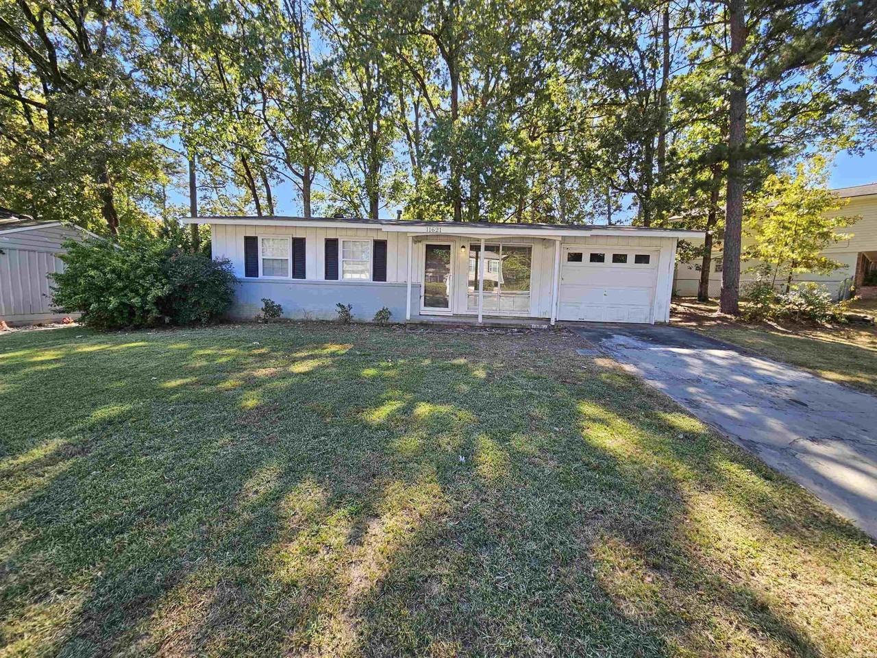 11621 Chipwood Dr - Photo 2 of 21