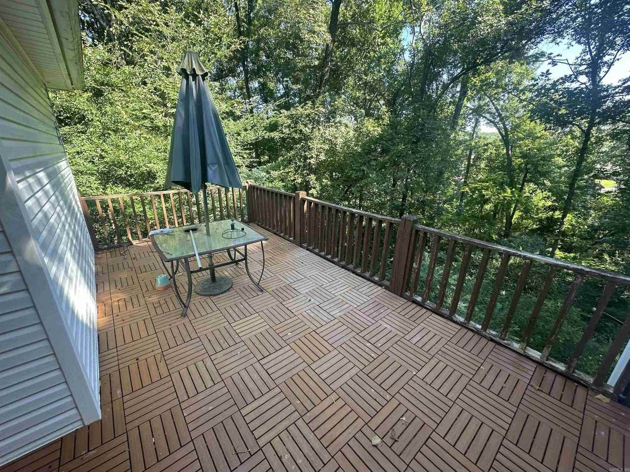 5900 Foxboro Dr - Photo 5 of 32
