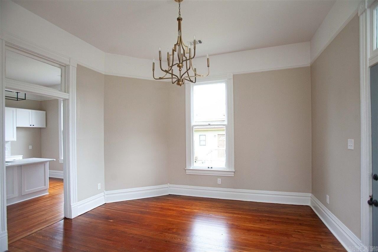 1510 Park Ln - Photo 6 of 20