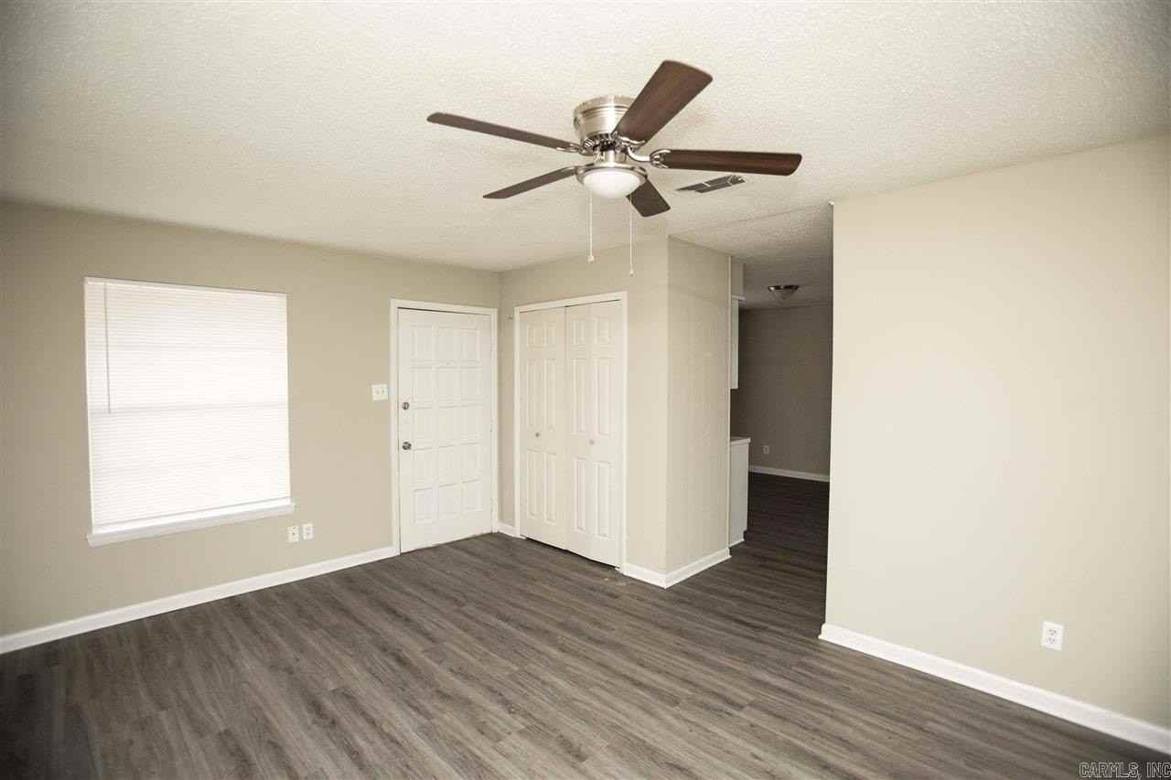 5 E Laramie Dr #A - Photo 2 of 11