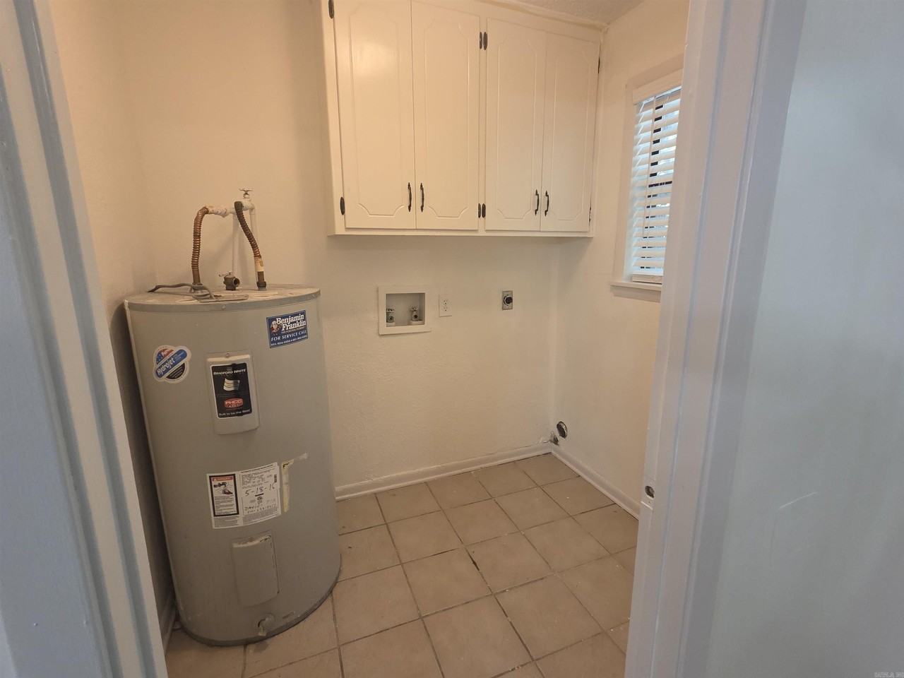 450 Plum Hollow Blvd - Photo 7 of 19