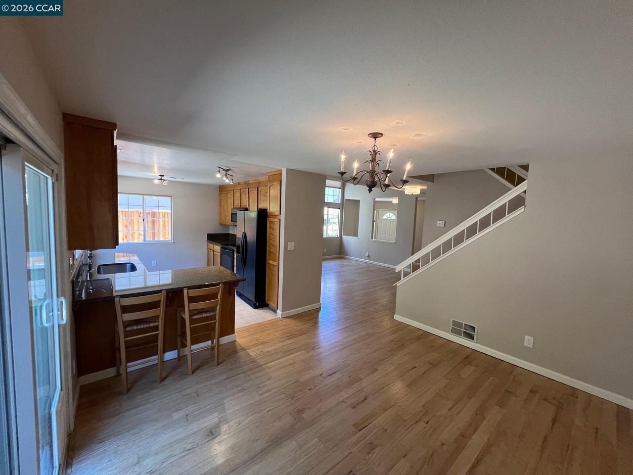 1115 Crest Ridge Ln - Photo 5 of 17