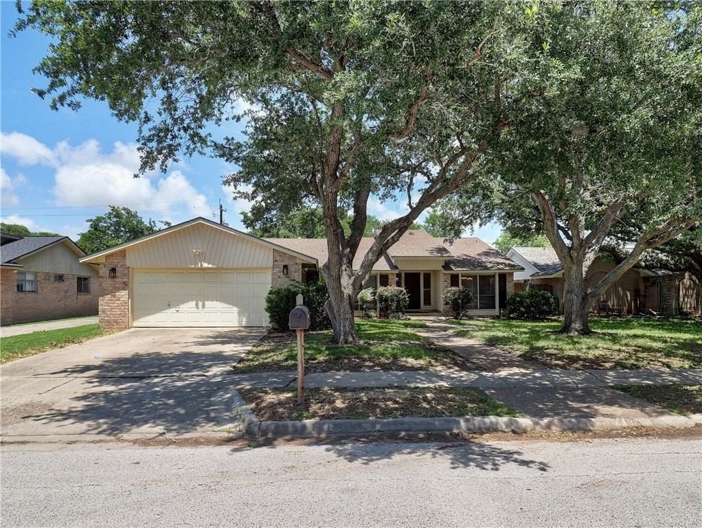 307 San Saba Dr - Photo 3 of 36