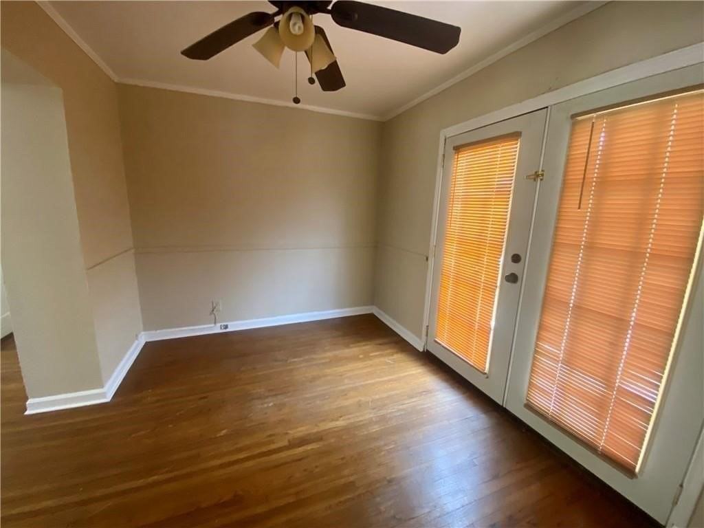 233 Eastgate Dr - Photo 7 of 18