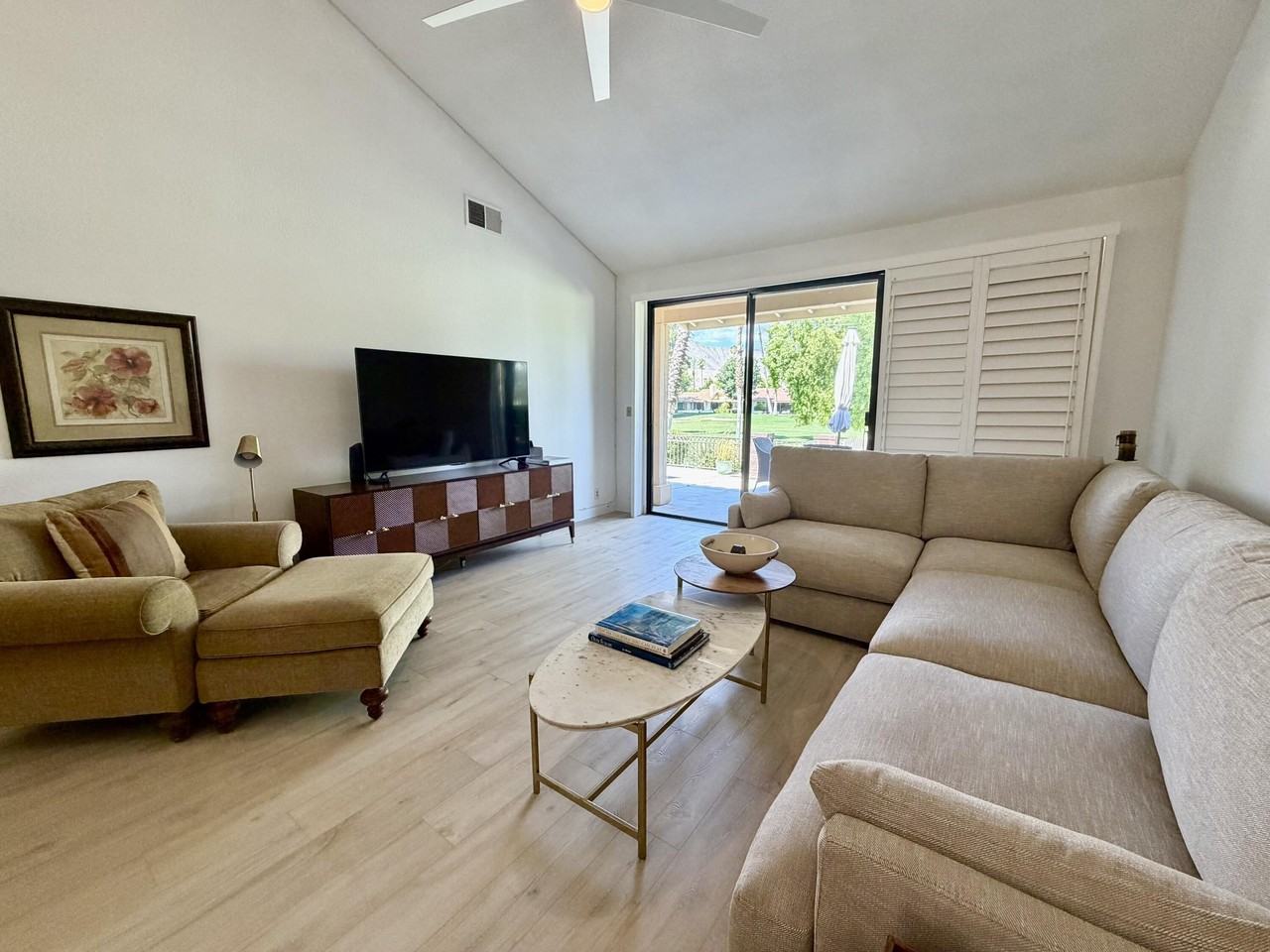 231 Santa Barbara Cir - Photo 7 of 17