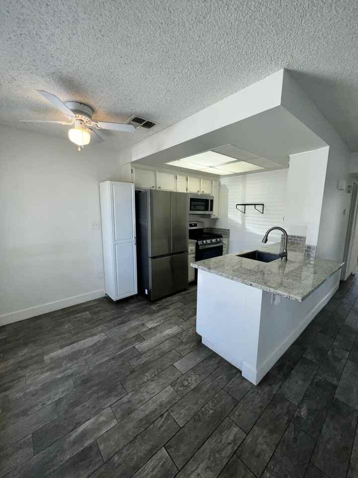 82567 Avenue 48 #104 - Photo 2 of 11