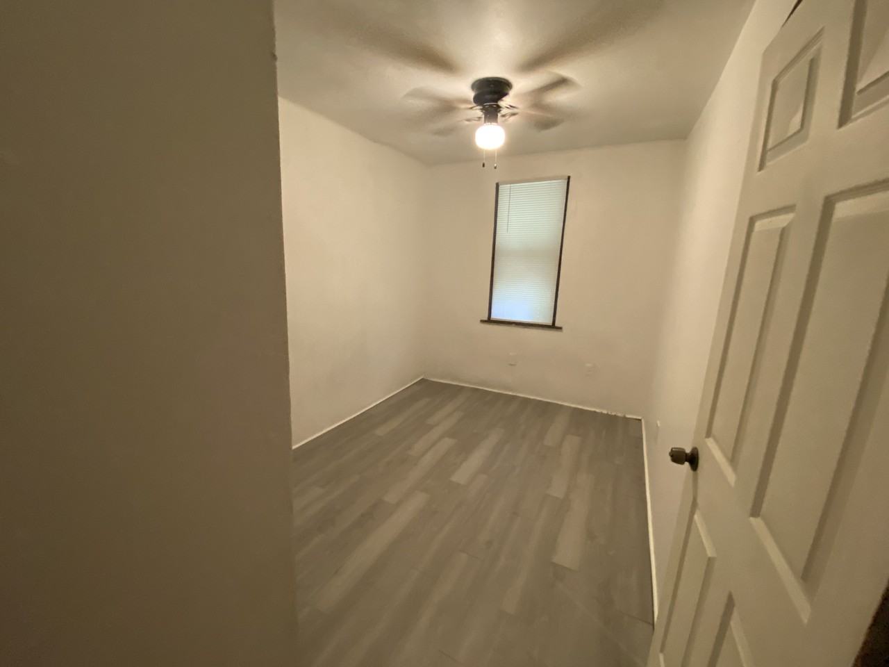 901 Chartiers Ave #REAR - Photo 6 of 22