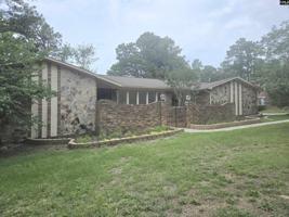 featured image of 77 Northlake Rd