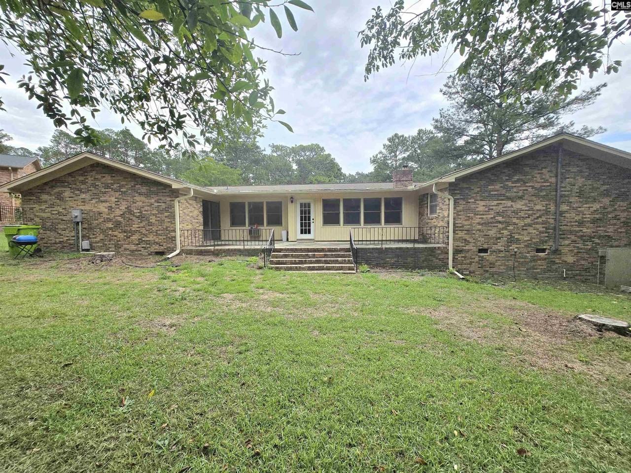 77 Northlake Rd - Photo 2 of 48