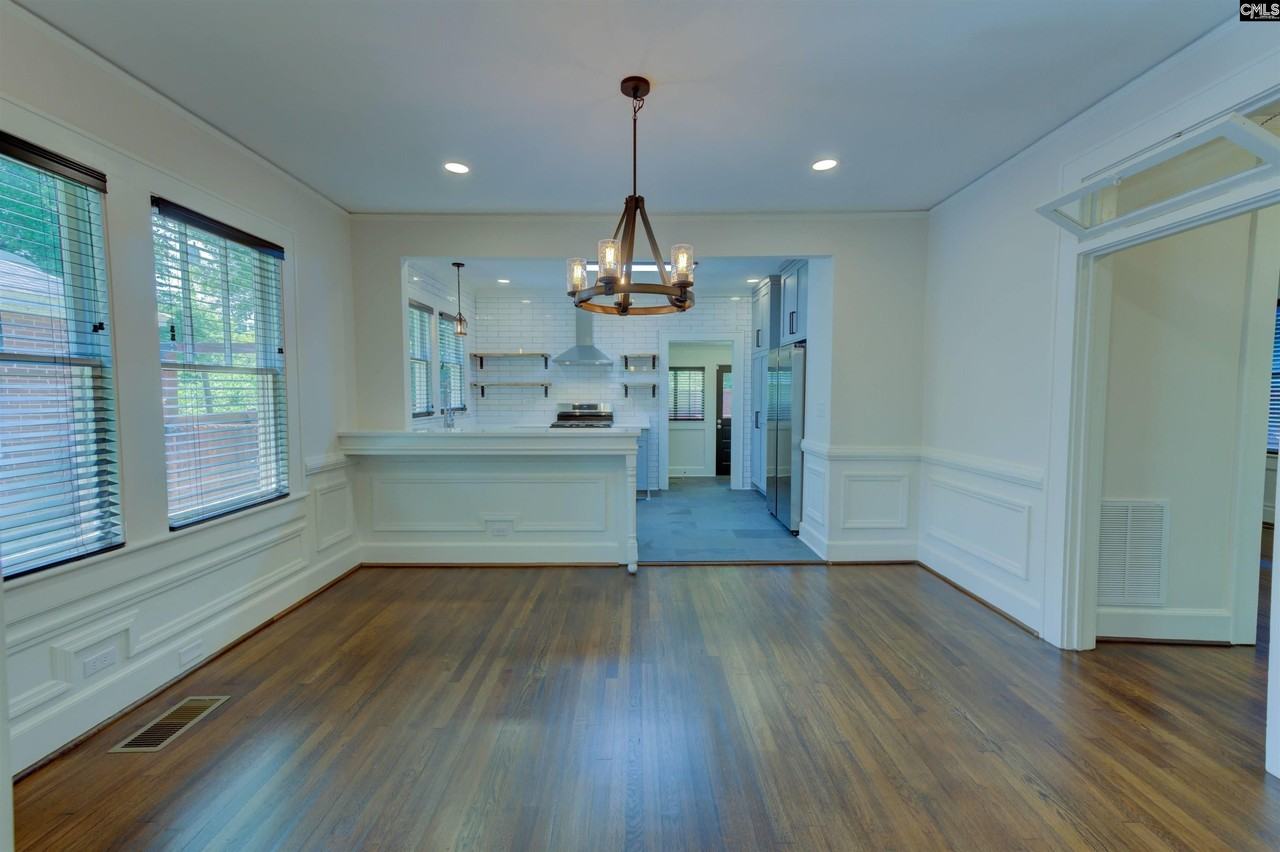 2405 Sumter St - Photo 7 of 37