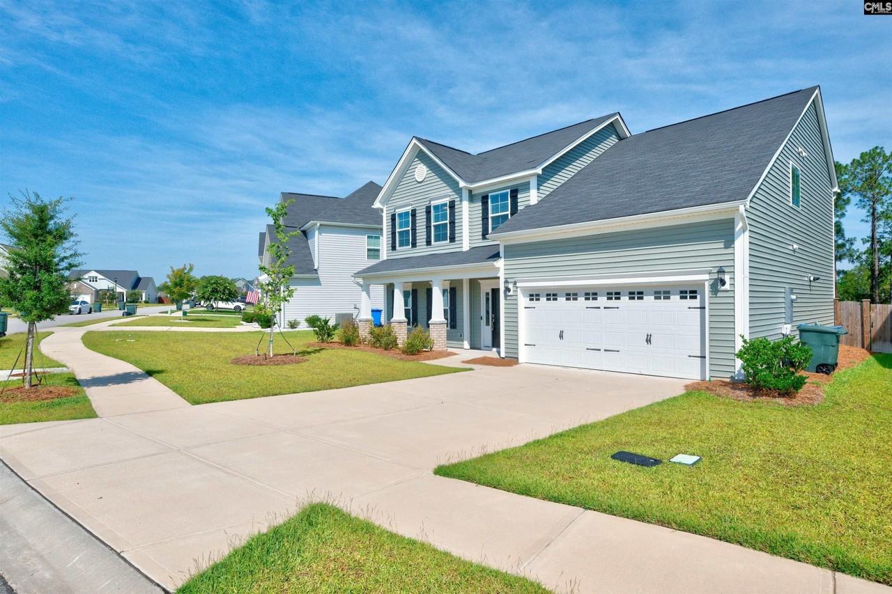 151 Brockway Dr - Photo 4 of 44