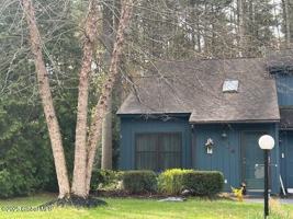 featured image of 40 Margaret Dr