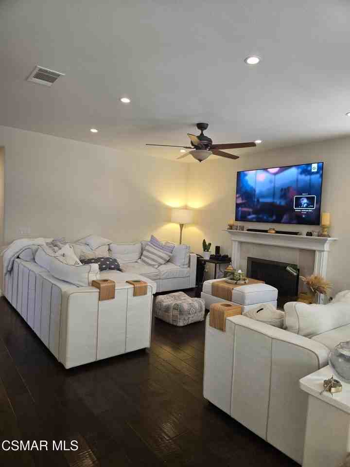 6364 Deerbrook Rd - Photo 4 of 22