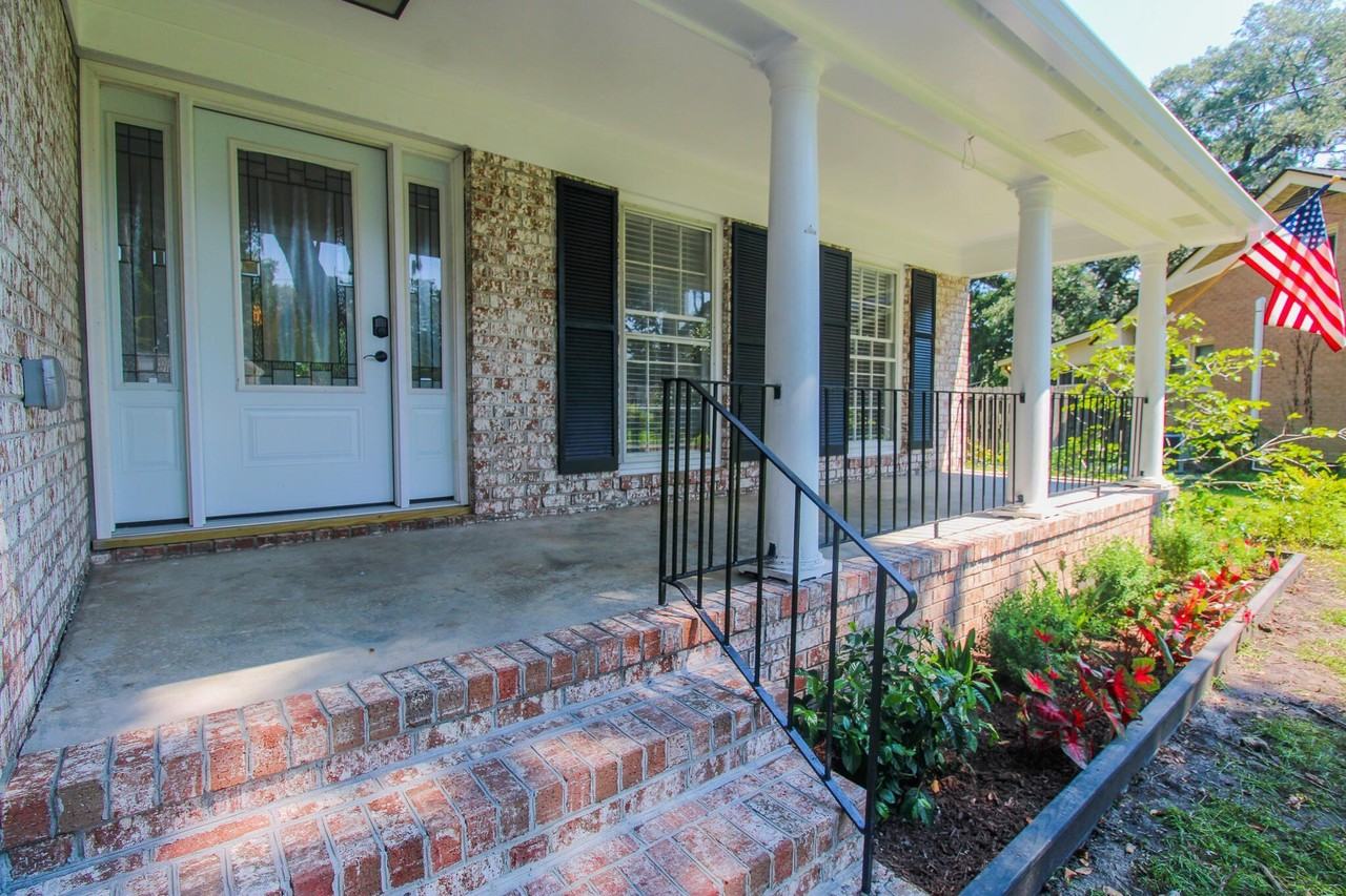 2345 Wofford Rd - Photo 2 of 27