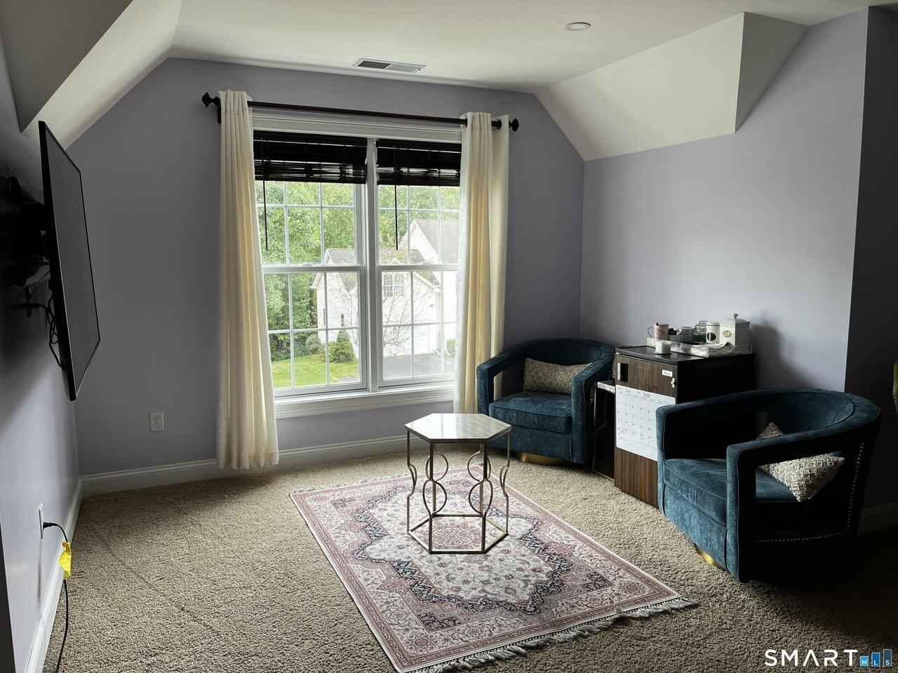 9 Trevor Ct - Photo 2 of 10