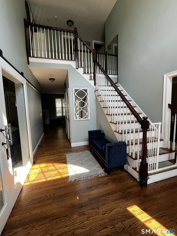 9 Trevor Ct - Photo 6 of 10