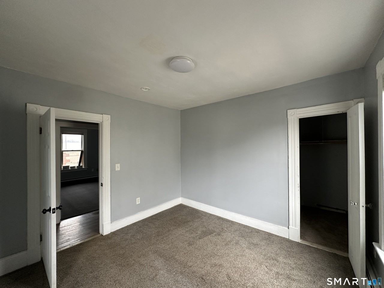 12 Woodland St - Photo 5 of 18